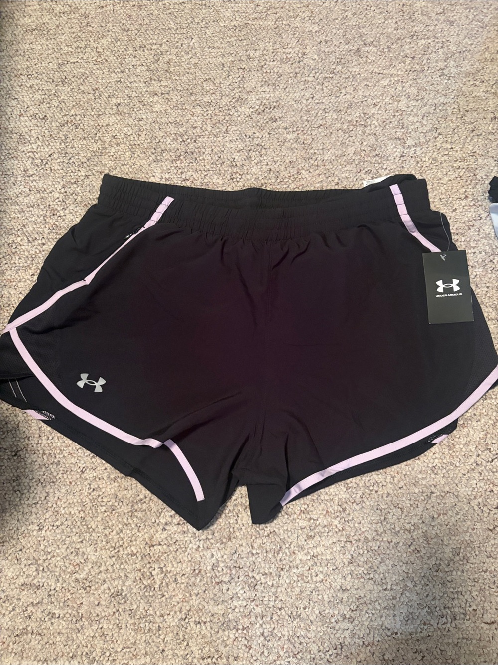 Under Armour Black Athletic Shorts size Large brand new with tag